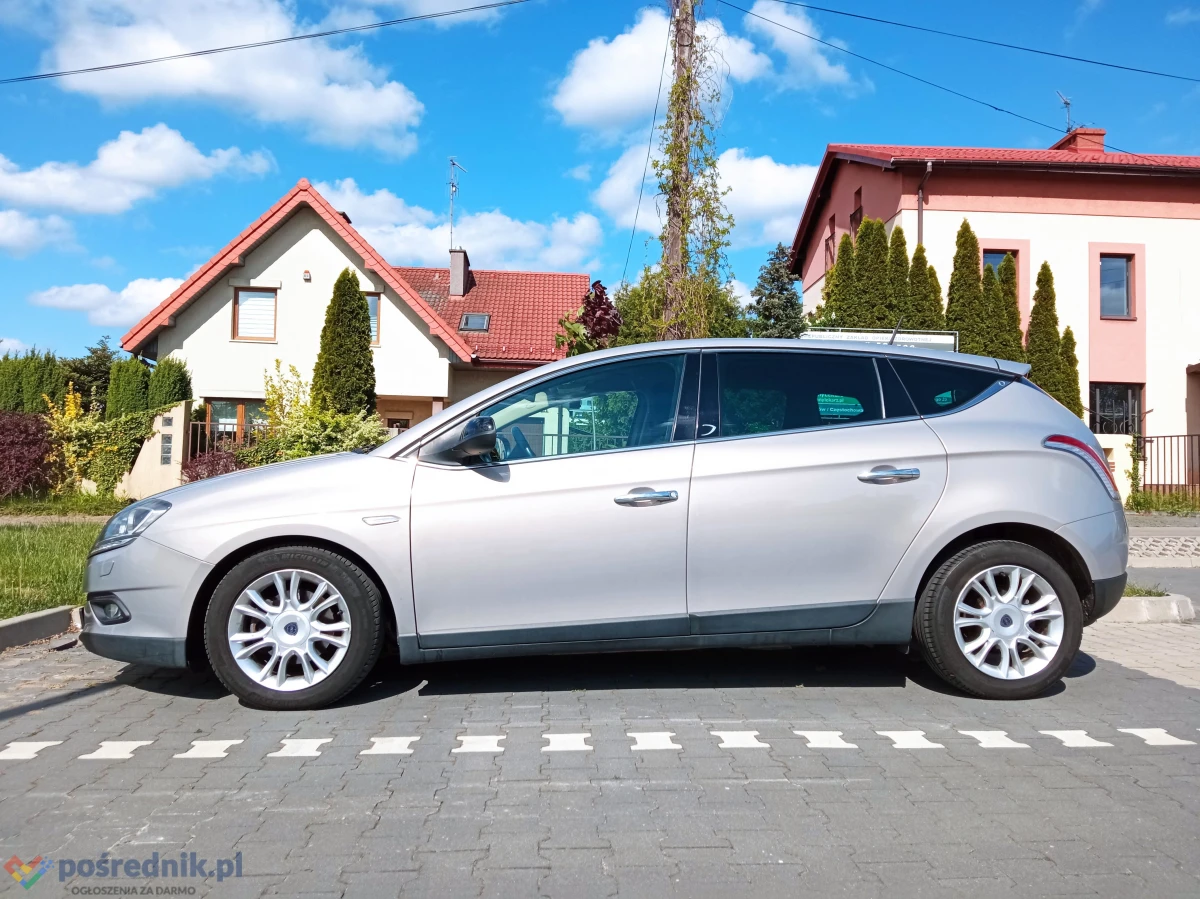 Lancia Delta krajowa 1,4 benzyna MultiAir 155 tys.km