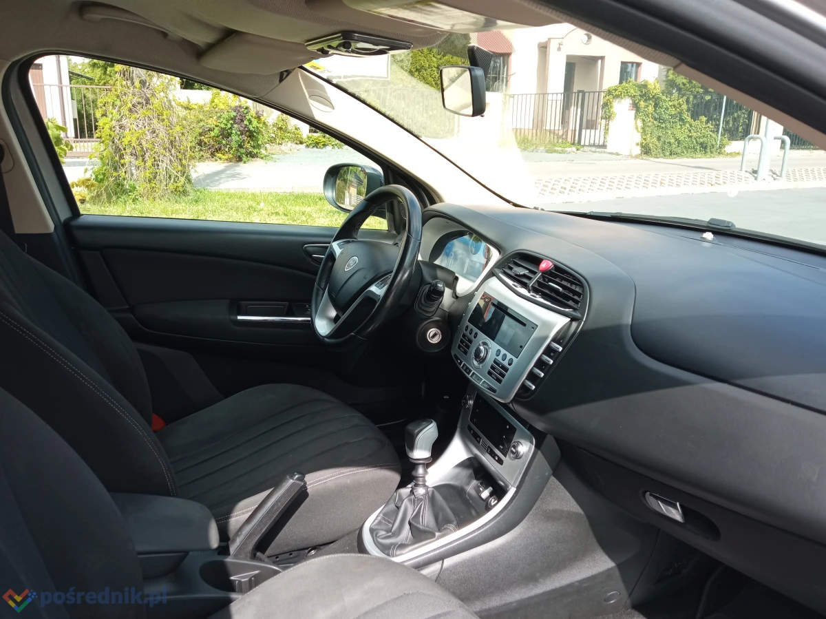 Lancia Delta krajowa 1,4 benzyna MultiAir 155 tys.km