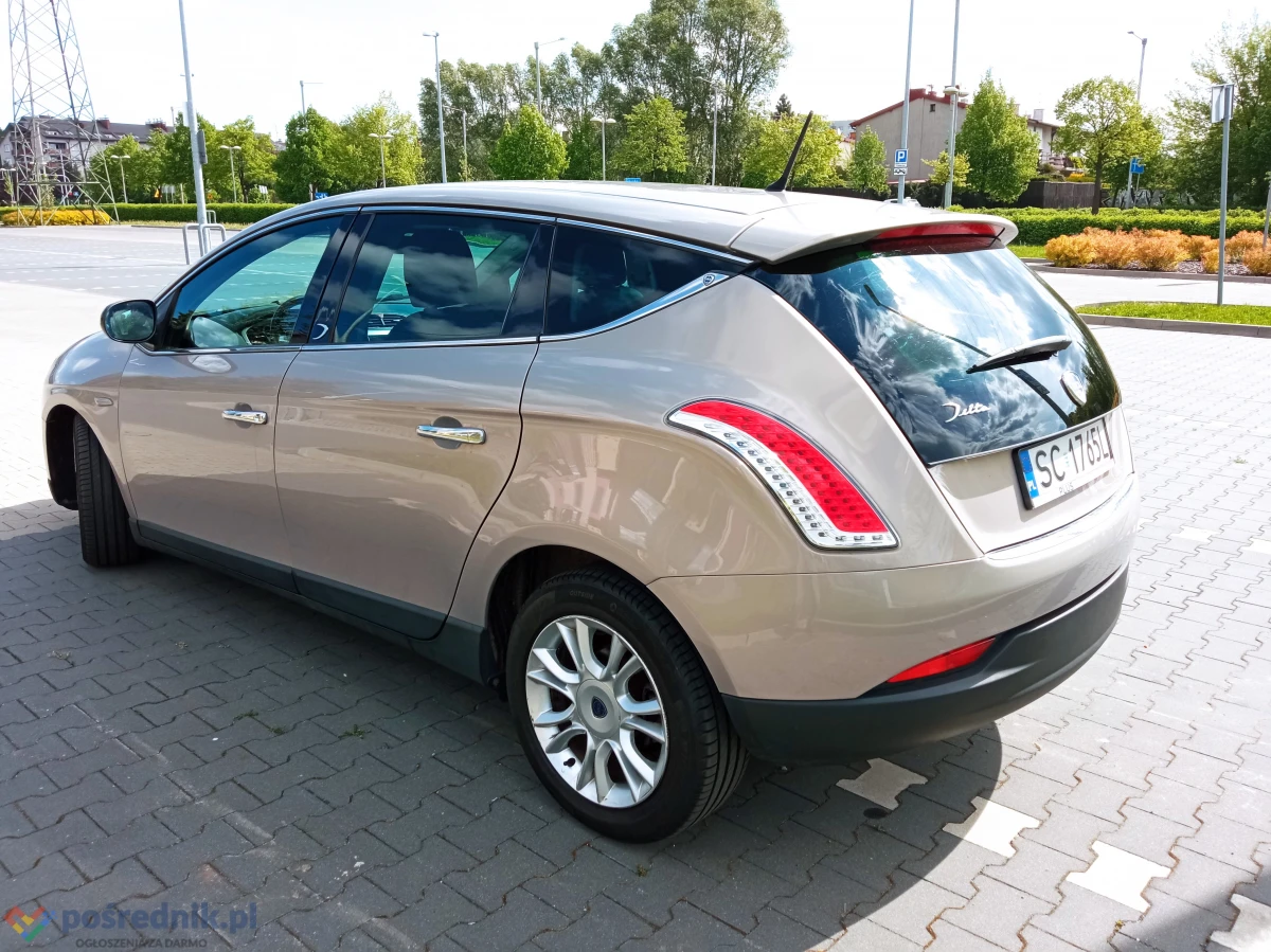 Lancia Delta krajowa 1,4 benzyna MultiAir 155 tys.km