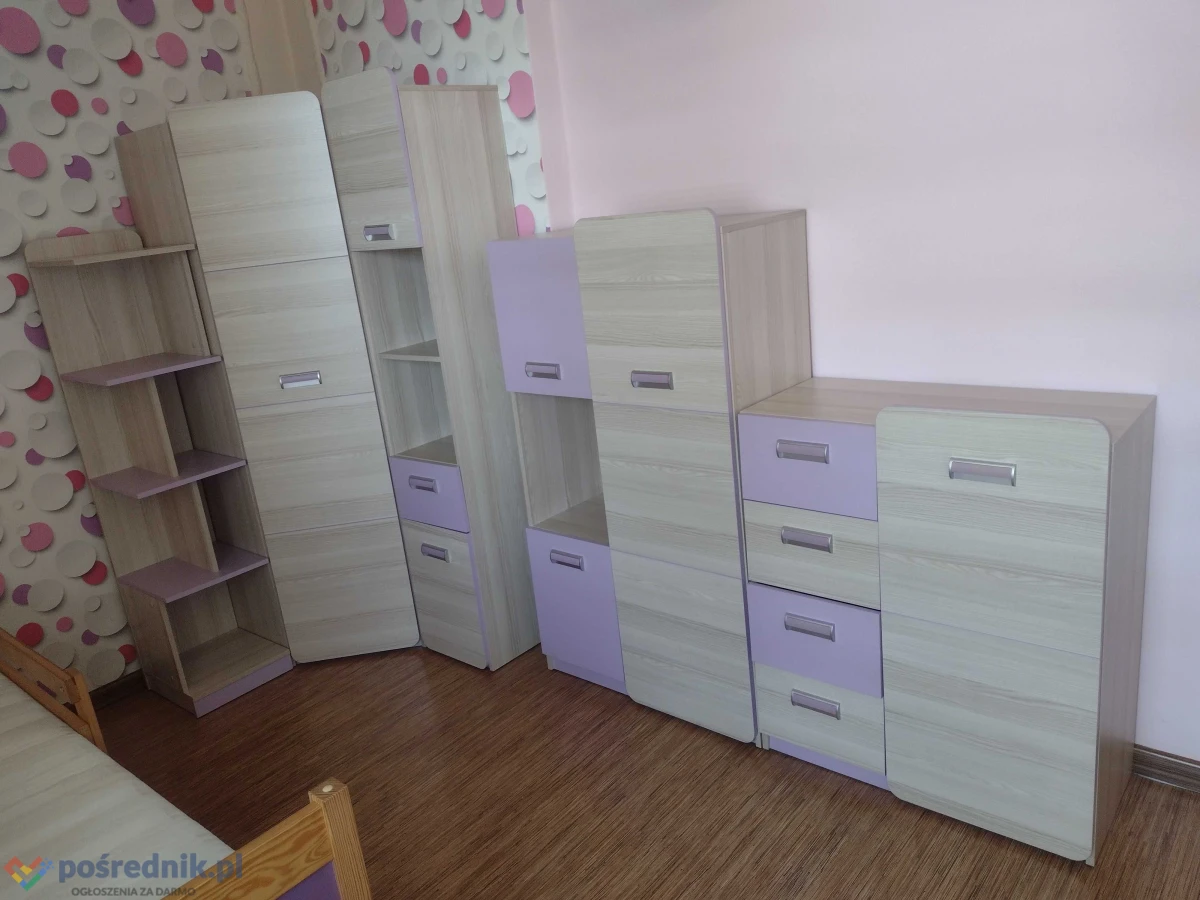Meble dziecięce Lorento Jesion fiolet komplet plus łóżko z materacem.