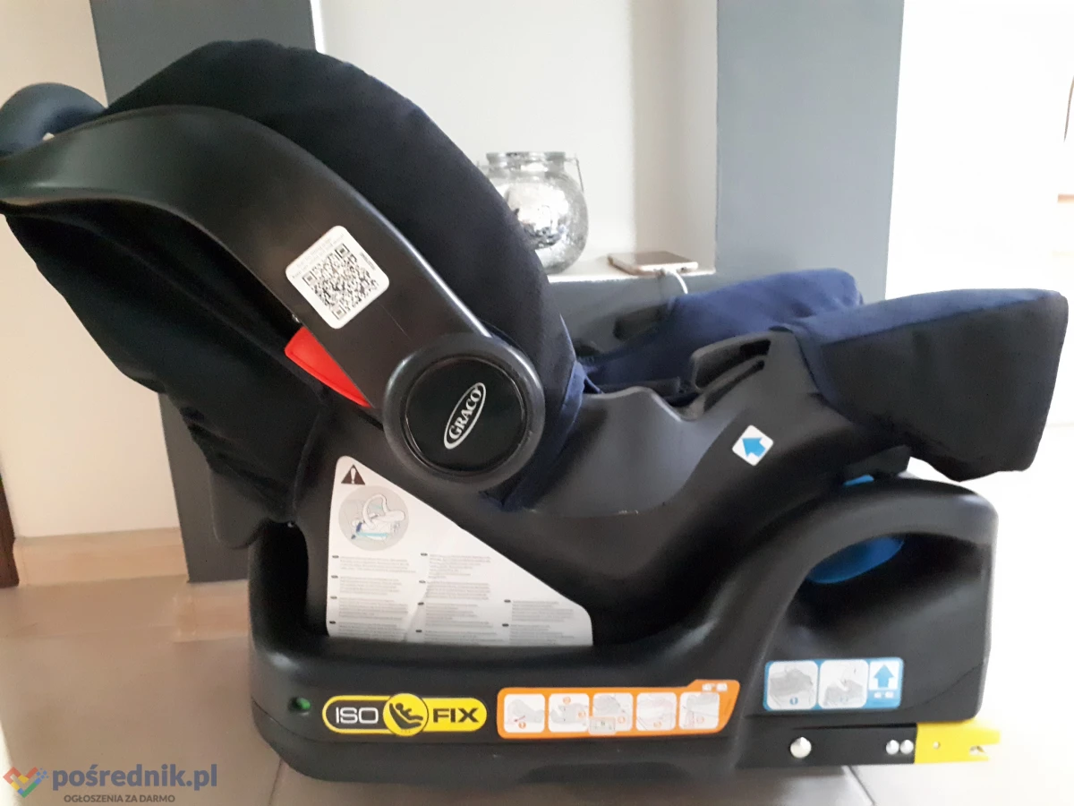 Fotelik samochodowy dla niemowląt Graco SNUGFIX z bazą -jak nowy