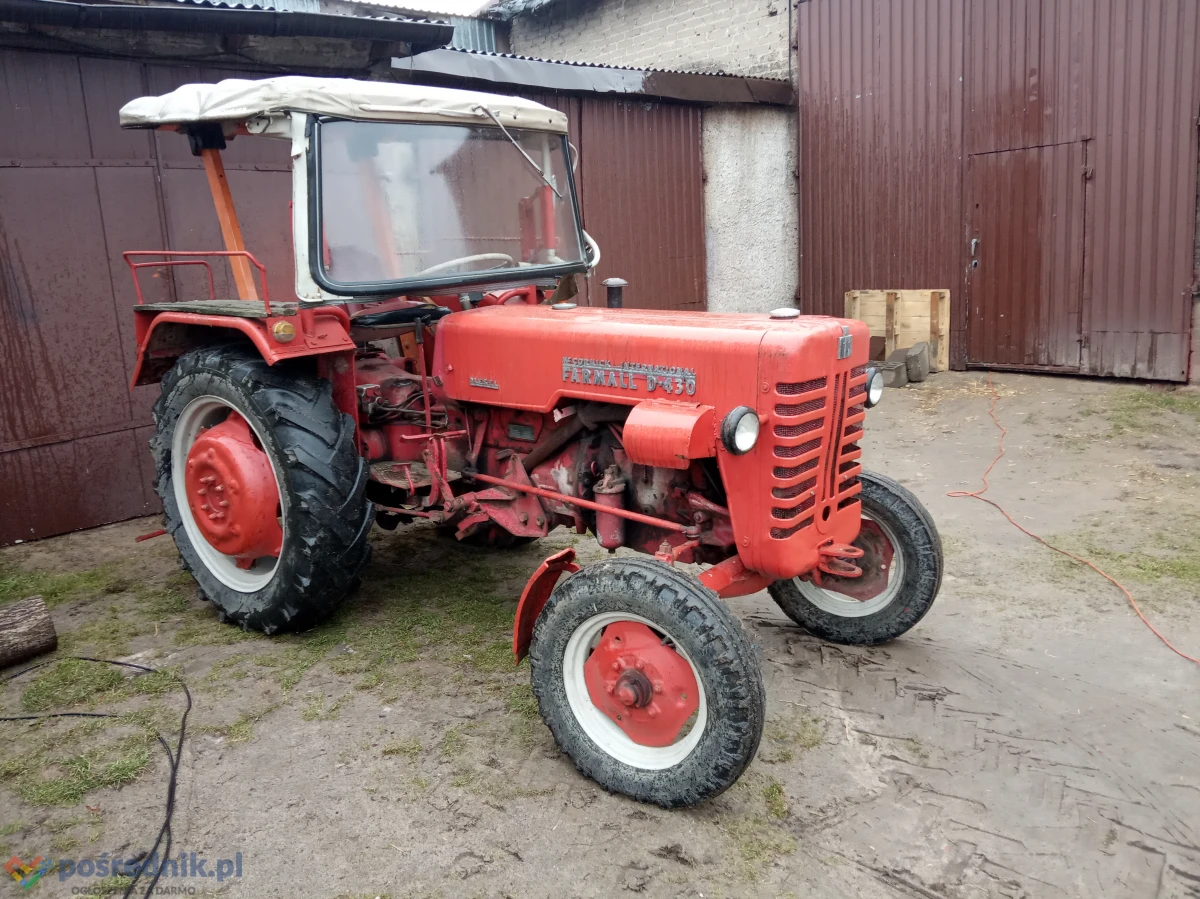 INTERNATIONAL d430 FARMALL D-430 Cormick ciągnik rolniczy 1959r 4cylindrowy , prawie jak c360 c330 c355 c4011 3p zetor c362 c328 c325 c45