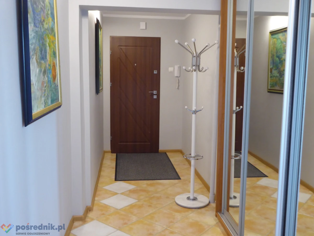 Mieszkanie Centrum 67m2. Trzy pokoje. Bez pośredników