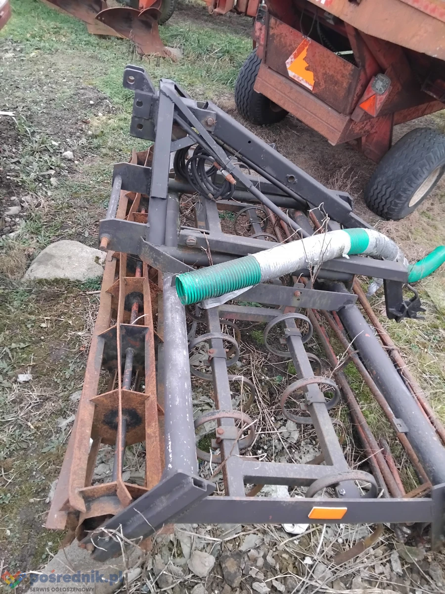 Agregat uprawowo-siewny 2.7m.,z hydropakiem.