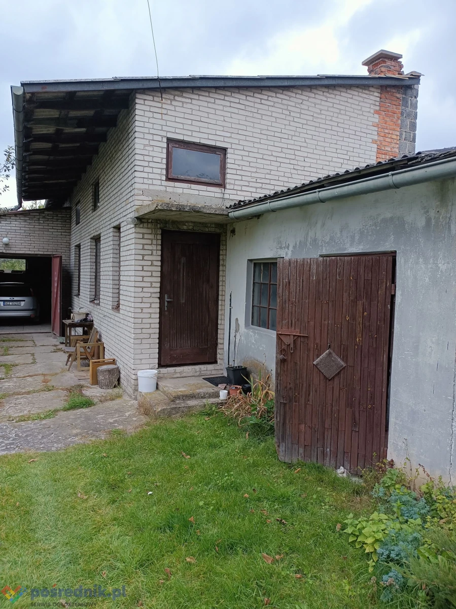 Koniecpol Dom 114 m2, budynki gospodarcze, działka 4609 m2.
