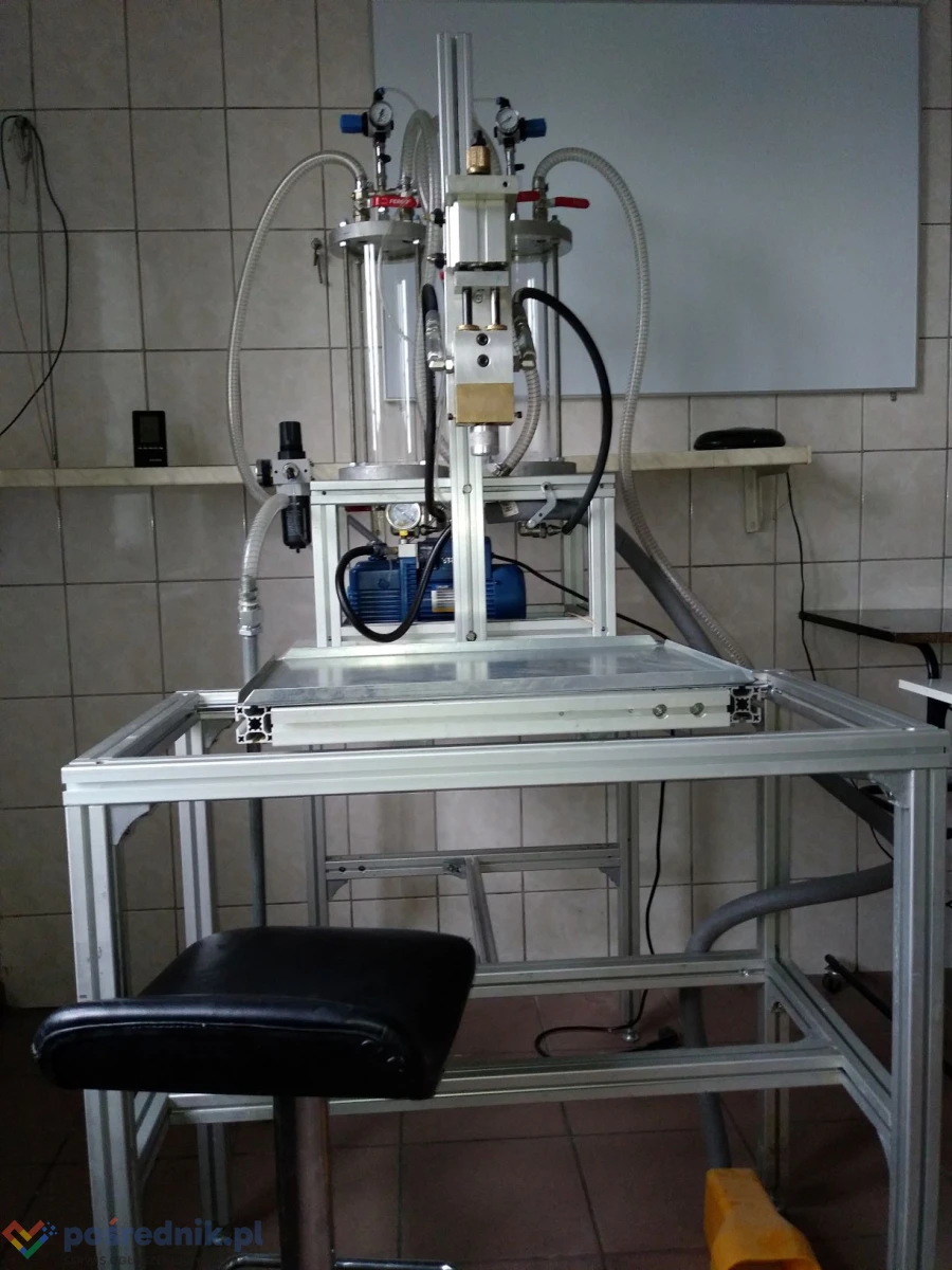 maszyna do produkcji naklejek 3D