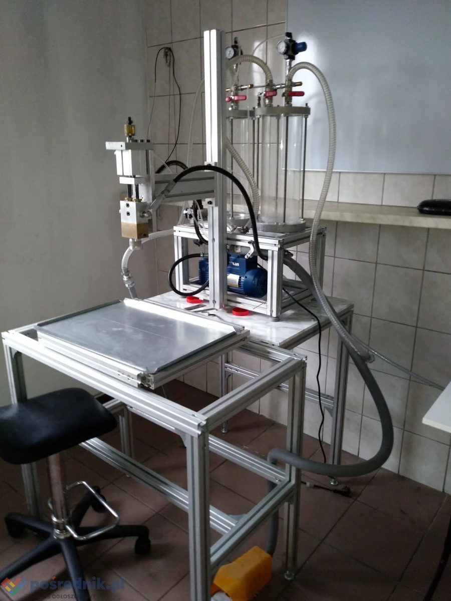 maszyna do produkcji naklejek 3D