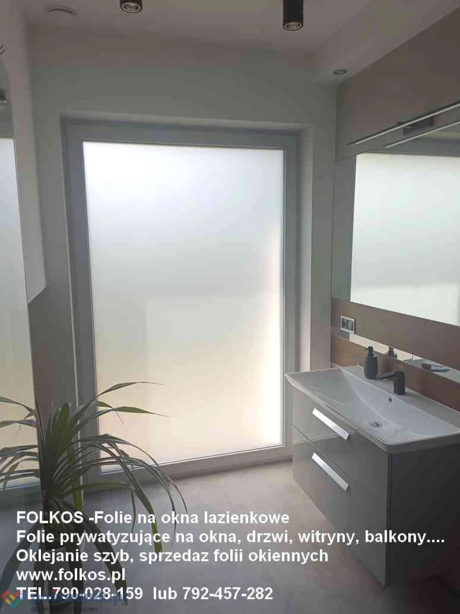 Folie prywatyzujące Warszawa - zasłaniamy to co ma być niewidoczne .Folie na okna, drzwi, witryny, balkony, ścianki biurowe...Usługa oklejania Wawa