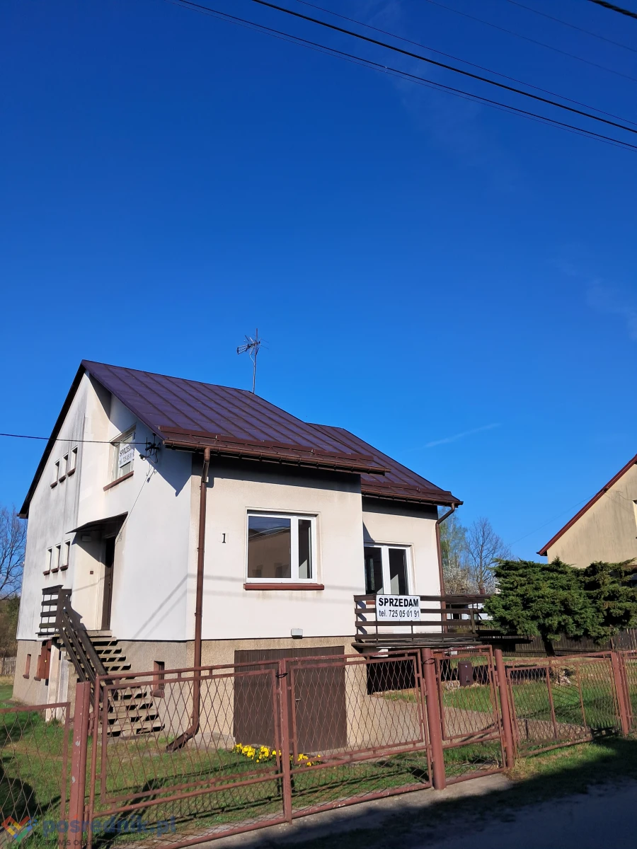 Dom 117m kw. na działce 608 m kw. w kamienicy Polskiej sląskie ul. Jastrzebska 1 sprzedam