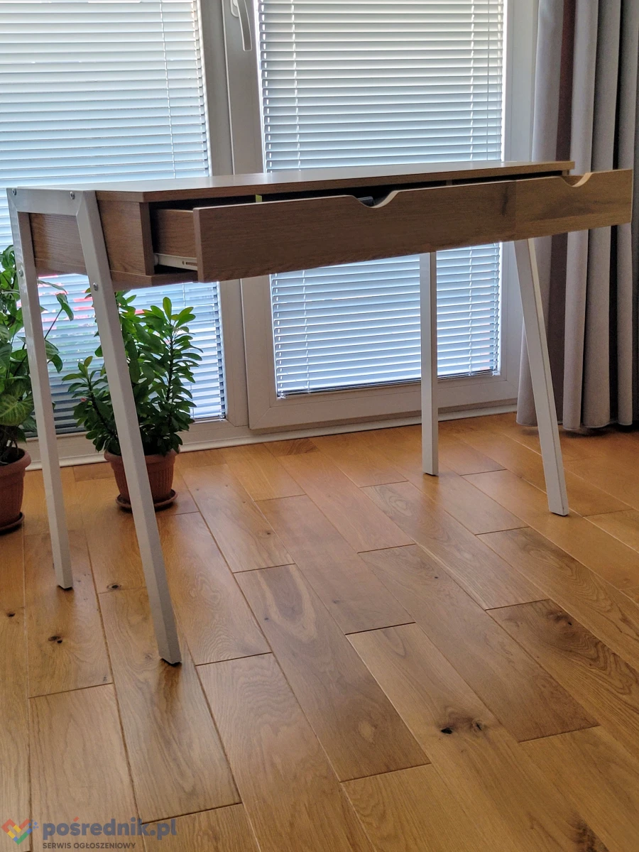 biurko z szufladami idealne