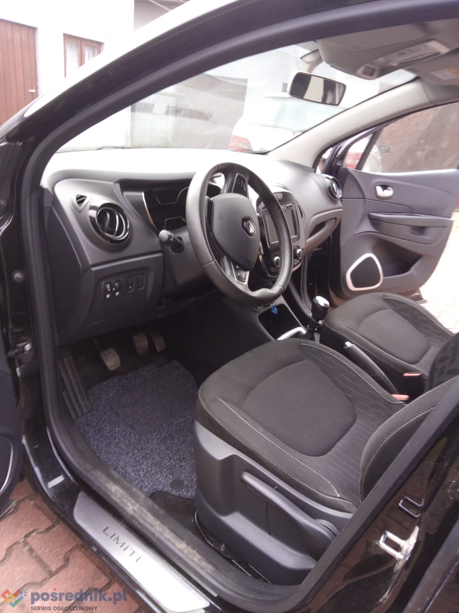 RENAULT CAPTUR 2019r poj 1332 130KM