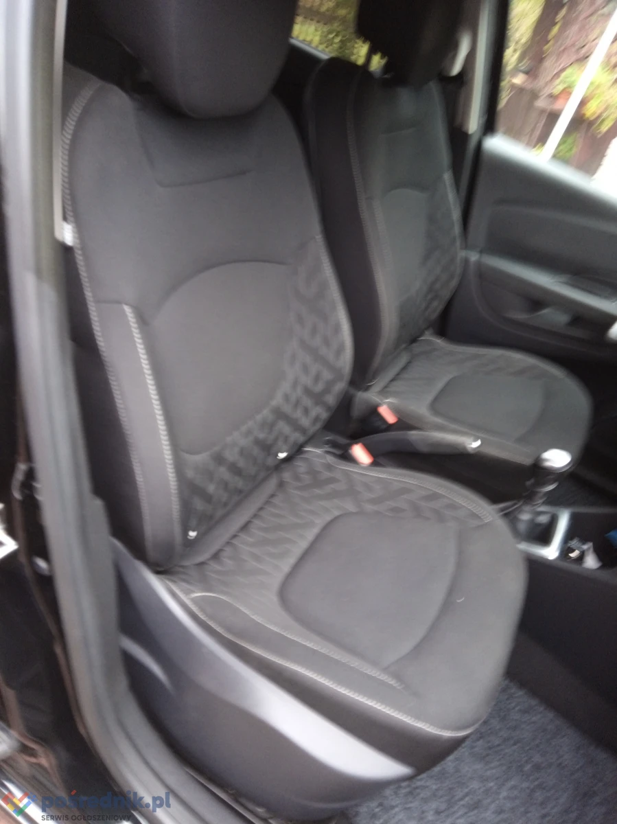 RENAULT CAPTUR 2019r poj 1332 130KM