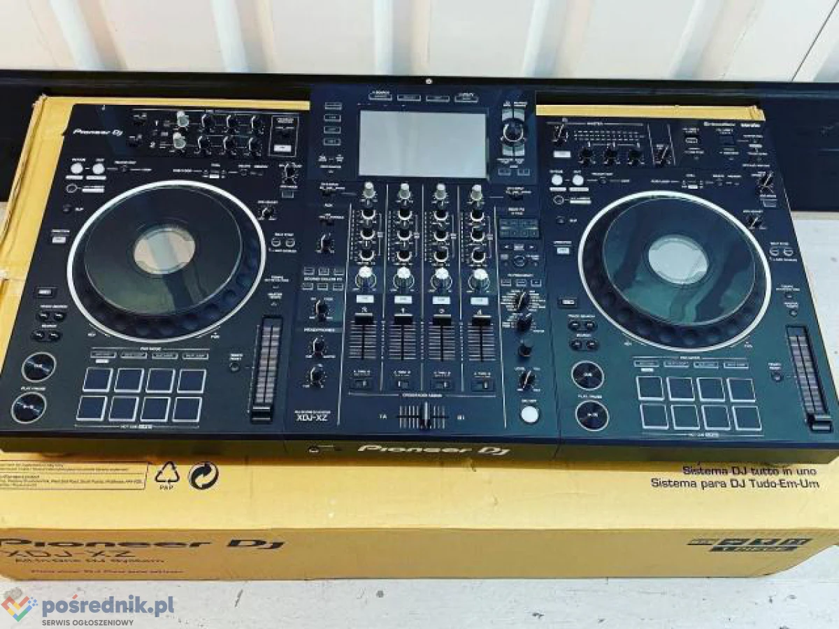 Pioneer DJ DDJ-REV7, Pioneer DDJ-RZX, Pioneer CDJ-3000, Pioneer DJM-A9, Pioneer DJM-V10-LF DJ