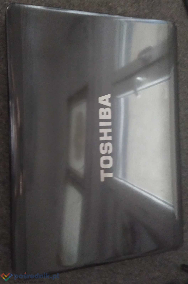 KOMPUTER Toshiba Sat P300 17,1, LCD Intel C2D 4500 3GB RAM 250GB HDD SATA/Intel HD Graphics bateria 2H, stan bdb