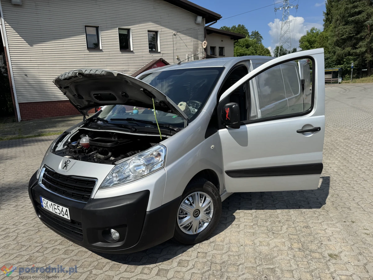 Peugot Expert 1,6 HDI/90 KONI 2013r.Furgon Blaszak 3-os. Ład.881 kg Bezwypadkowy srebrny, klima , abs Cz.El,szyb. priv z Domu od KOBIETY