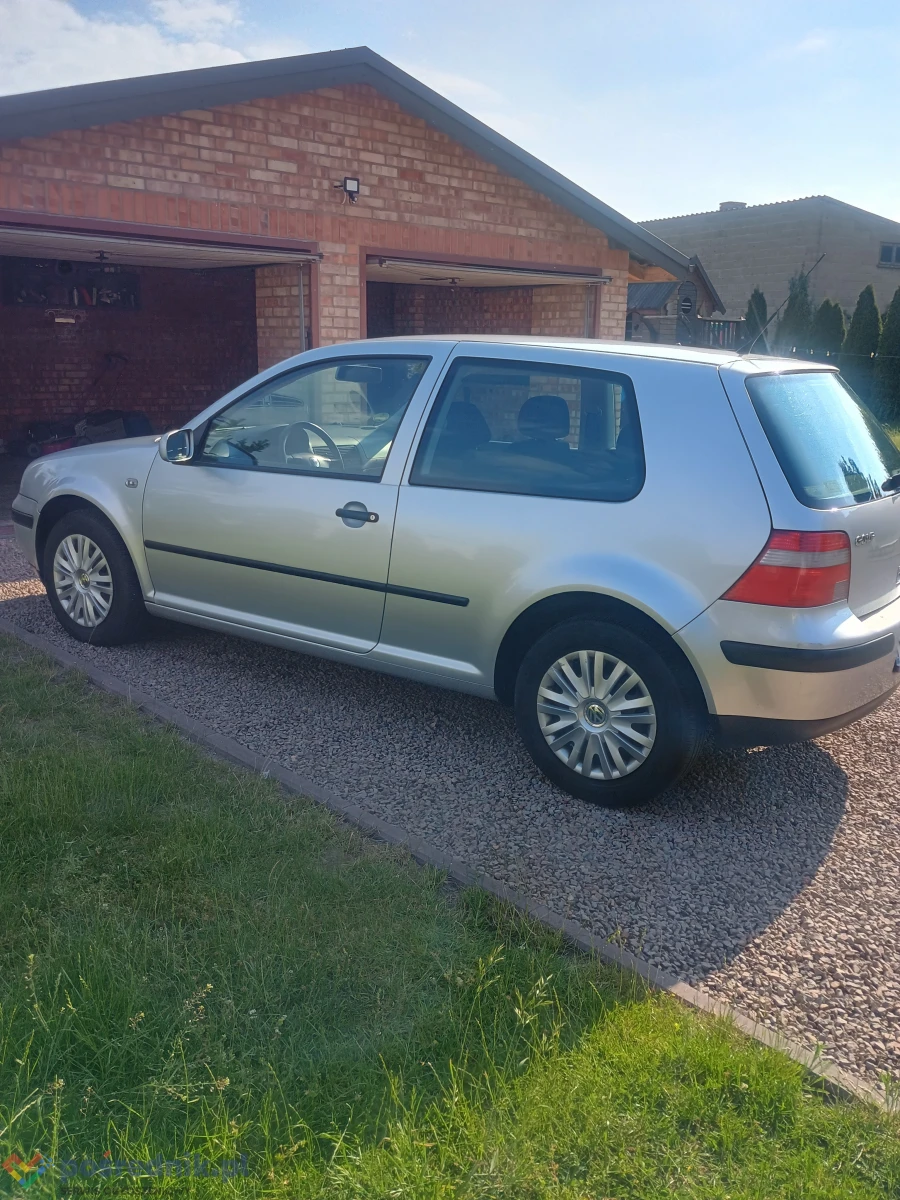 Golf 4