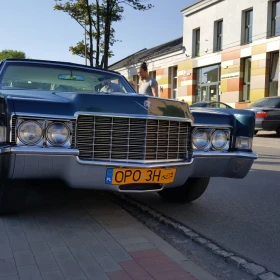 Cadilac deville  69r.