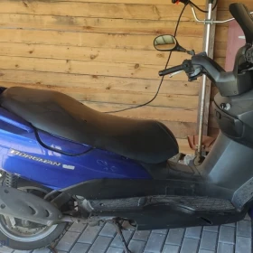 Suzuki burgman 125