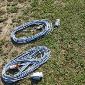 Kabel siłowy 5x2.5 dwa odcinki po 45m z mufami łącznie 90 m .