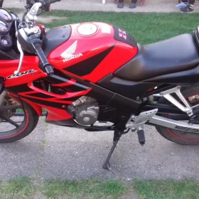 PIĘKNA HONDA CBR 125 R 2004 R