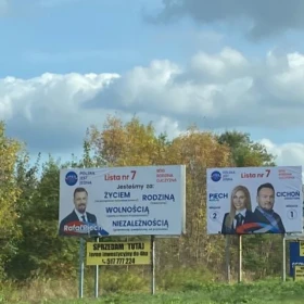 Konstrukcję podświetlaną -miejsce na reklamę 5x 4 m , 6x4m , 6x3m Częstochowa Rocha 328-330