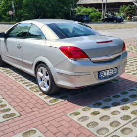 Opel Astra Twintop 2.0 turbo 2006