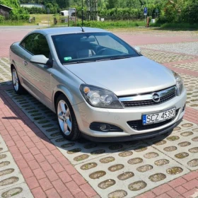 Opel Astra Twintop 2.0 turbo 2006