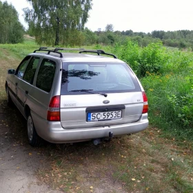 Ford Escort benzyna 1.6 1998