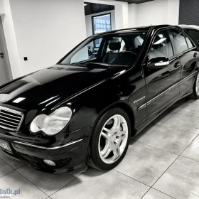 Mercedes-Benz Klasa C 32 AMG