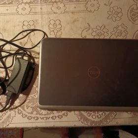 Dell Inspiron 17 cali