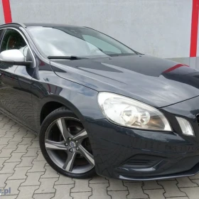 Volvo V60 D3 R-Design