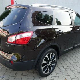 Nissan Qashqai+2