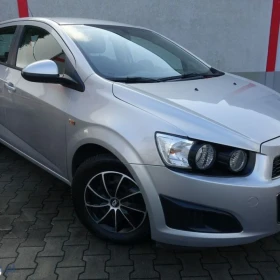 Chevrolet Aveo 1.2 LT