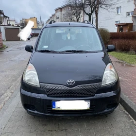 TOYOTA YARIS VERSO