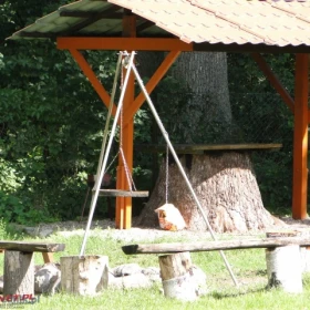 Agroturystyka - Spływy kajakowe rzeką Wel - Pole namiotowe z zapleczem - Pokoje