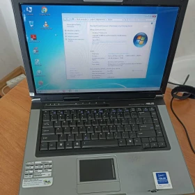 Asus F5GL X50GL 15,4” LCD 1280x800 błyszcząca/Intel Pentium Core2Duo T4200 2x2.00GHz/3GB RAM DDR2(2+1)/320GB HDD SATA/Nvidia GeForce 8200MG 256MB VRAM