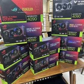 Prodajem ASUS ROG Strix GeForce RTX 4090 OC 24 GB GDDR6X