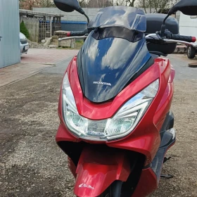 Skuter Honda PCX 