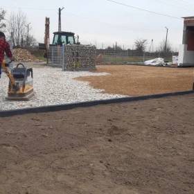 Usługi koparko ładowarką, wywrotką 4x4, Częstochowa,Okolice