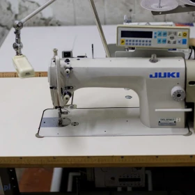 Maszyna do szycia stębnówka JUKI DDL 8700-7