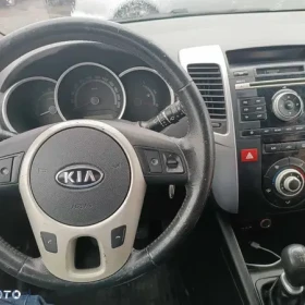 Kia Venga 1.4 CRDI 75 km Rok  2010 Stan bardzo dobry! Ważne opłaty.