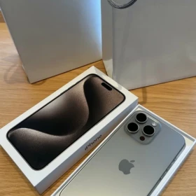 Apple iPhone 15 Pro Max 256GB dla 540 EUR, iPhone 15 Pro 128GB dla 500 EUR, iPhone 15 128GB dla 400 EUR, iPhone 15 Plus 128GB dla 420 EUR