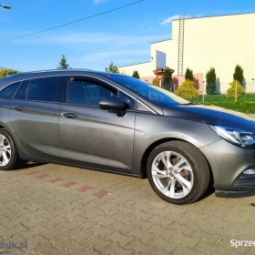 Opel Astra kombi 1.6 Diesel 2018r serwisowany BOGATE WYPOSAZENIE