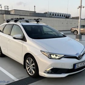 Toyota Auris Kombi, Bezwypadkowa, Salon PL, 2015 rok produkcji