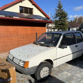 Peugeot 205