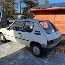 Peugeot 205