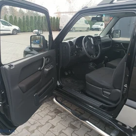 Samochód Suzuki Jimny 2009