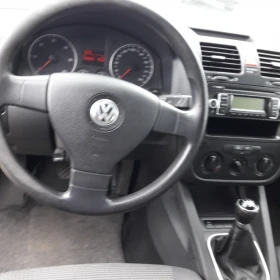 VOLKSWAGEN GOLF V