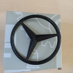 Emblemat znaczek czarny połysk Mercedes 82 mm