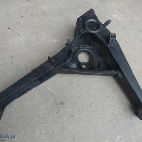 FIAT 126p: wahacz tył prawy